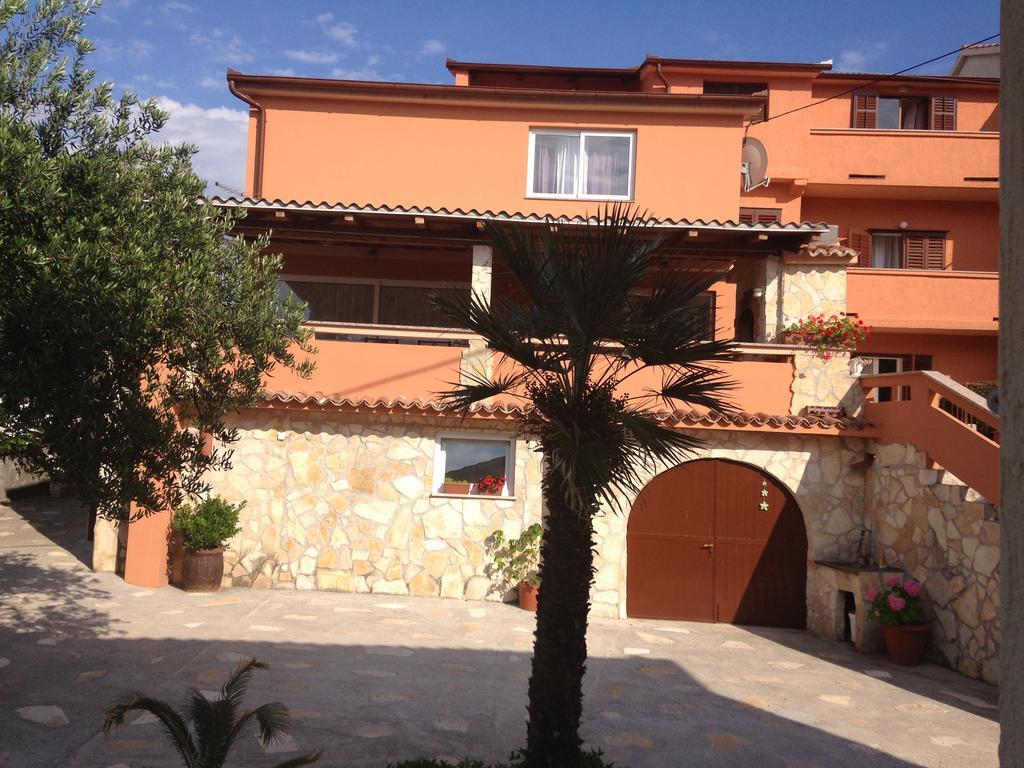 Guesthouse Tariba Supetarska Draga Exterior foto